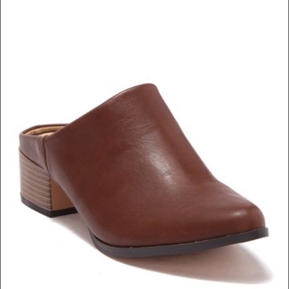 Chase + Chloe Shoes - BRAND NEW IN BOX - Chase & Chloe Block Heel Mule